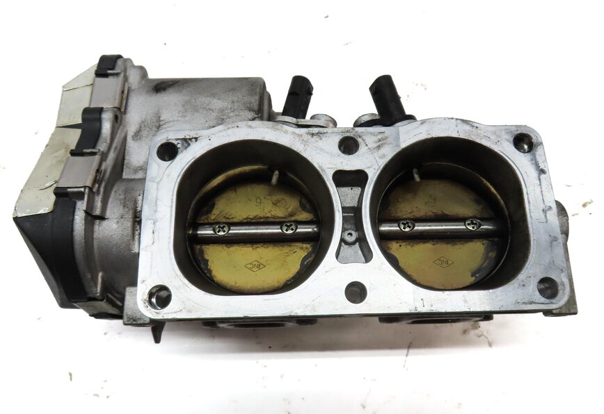 Thumbnail 6: 2013-2018 AUDI A8 S6 S7 S8 (C7 4G8 D4 4H) 4.0L V8 ENGINE - THROTTLE BODY