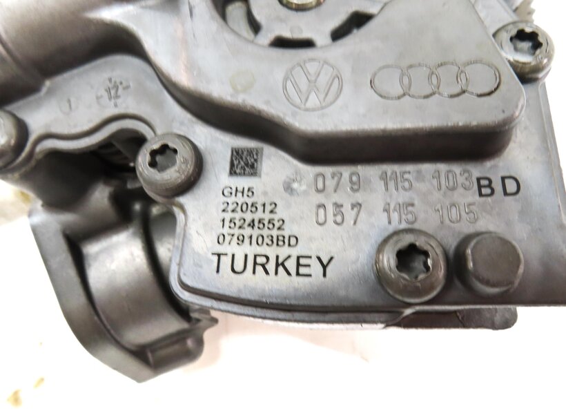 Thumbnail 7: 2013 AUDI A8 (D4 4H) 4.0L CEUA ENGINE OIL PUMP 079115103