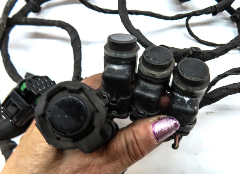 Thumbnail 5: 2013 AUDI A8 (D4 4H) FRONT PARK ASSIST PDC SENSOR SET4 (BLACK) w/ WIRE HARNESS