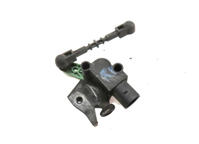 Thumbnail 2: 2013 AUDI A8 (D4 4H) FRONT RIGHT PASSENGER SUSPENSION HEIGHT LEVEL SENSOR w/ ARM