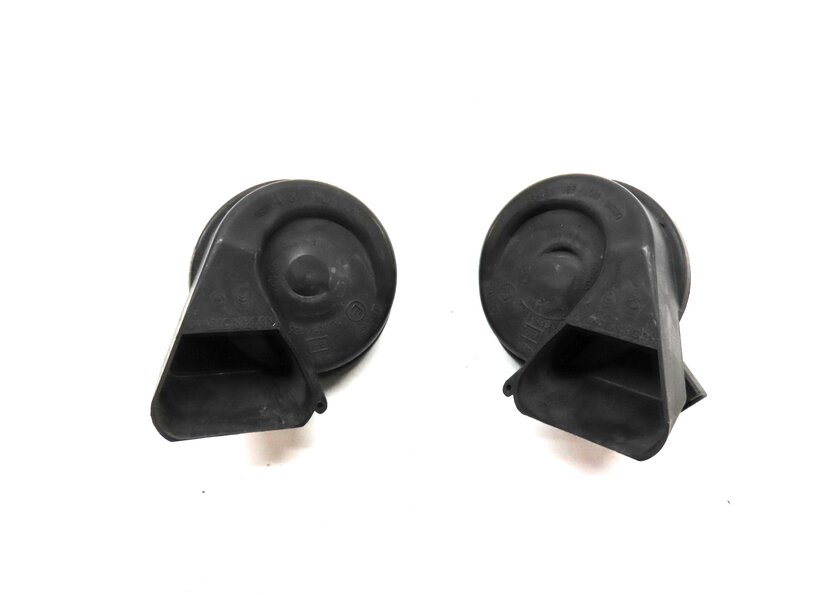 Thumbnail 2: 2012-2020 AUDI A6 S6 A7 S7 RS7 A8 S8 (C7 D4) HIGH & LOW TONE SAFETY HORN SET-2