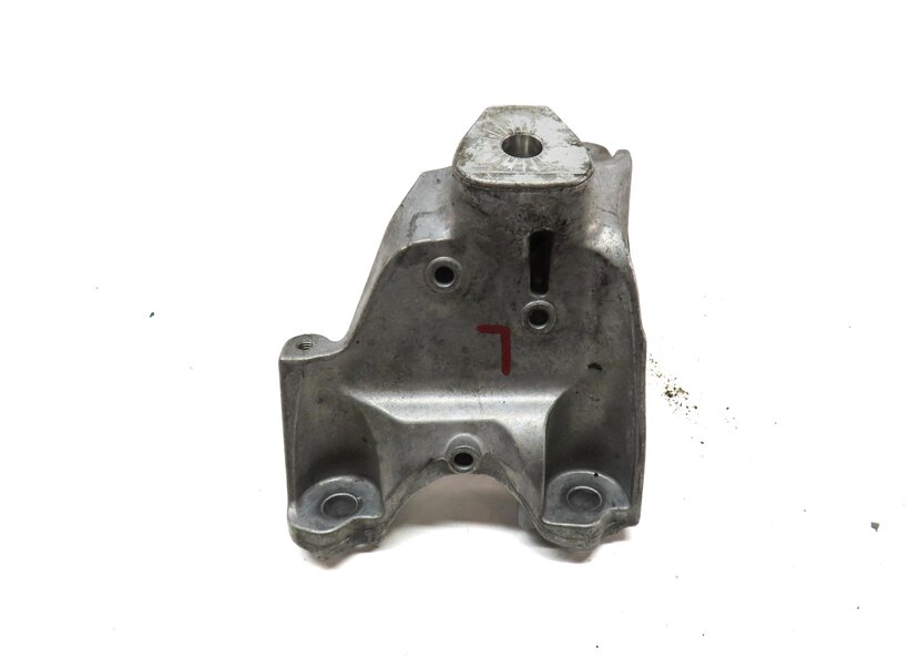 Thumbnail 8: 2013 AUDI A8 (D4 4H) 4.0L CEUA LEFT & RIGHT ENGINE MOTOR MOUNT BRACKET SET2