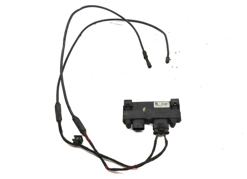 Thumbnail 4: 2013 AUDI A8 (D4 4H) TRUNK EASY OPEN CONTROL MODULE & WIRE SENSOR ANTENNAS