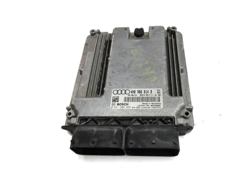 Thumbnail 10: 2013 AUDI A8 D4 4H 4.0L CEUA SPEEDOMETER IMMOBILIZER BODY ENGINE MODULE KEY SET
