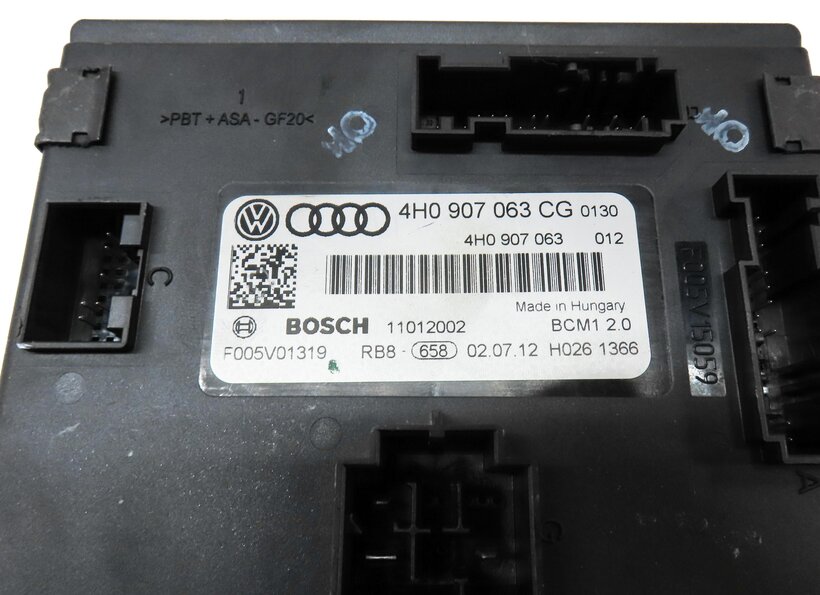 Thumbnail 9: 2013 AUDI A8 D4 4H 4.0L CEUA SPEEDOMETER IMMOBILIZER BODY ENGINE MODULE KEY SET