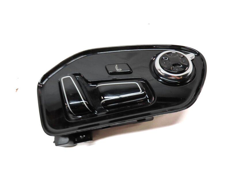 Thumbnail 3: 2013 AUDI A8 D4 4H FRONT RIGHT PASSENGER SEAT ADJUST SWITCH w/ LUMBAR & MASSAGE