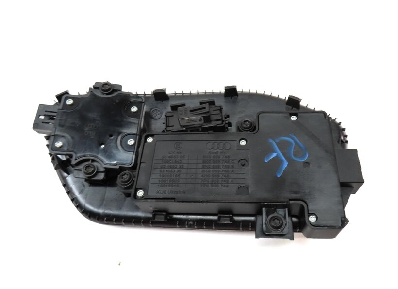 Thumbnail 5: 2013 AUDI A8 D4 4H FRONT RIGHT PASSENGER SEAT ADJUST SWITCH w/ LUMBAR & MASSAGE