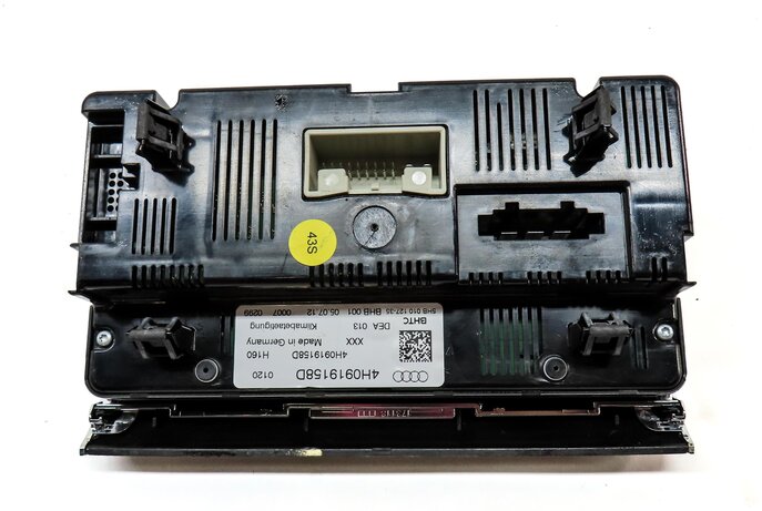 Thumbnail 8: 2011-2014 AUDI A8 S8 (D4 4H) REAR HEATER A/C TEMPERATURE CLIMATE CONTROL PANEL