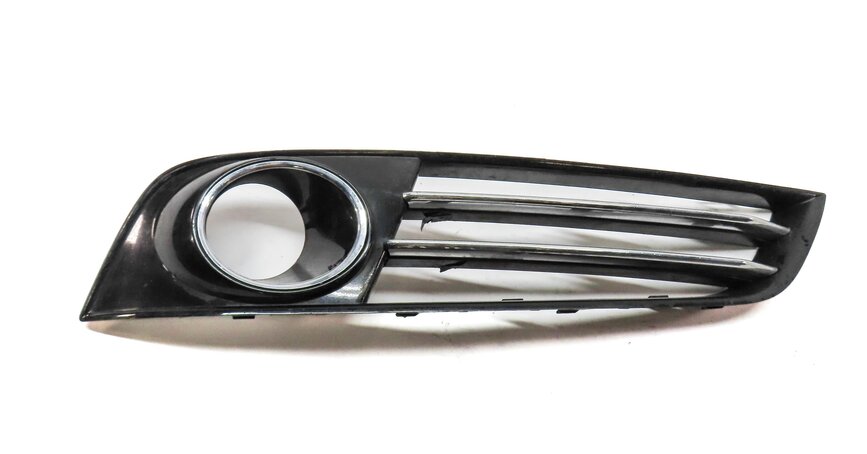 Thumbnail 2: 2011-2014 AUDI A8 (D4 4H) LEFT FRONT DRIVER LOWER BUMPER FOGLIGHT GRILLE TRIM
