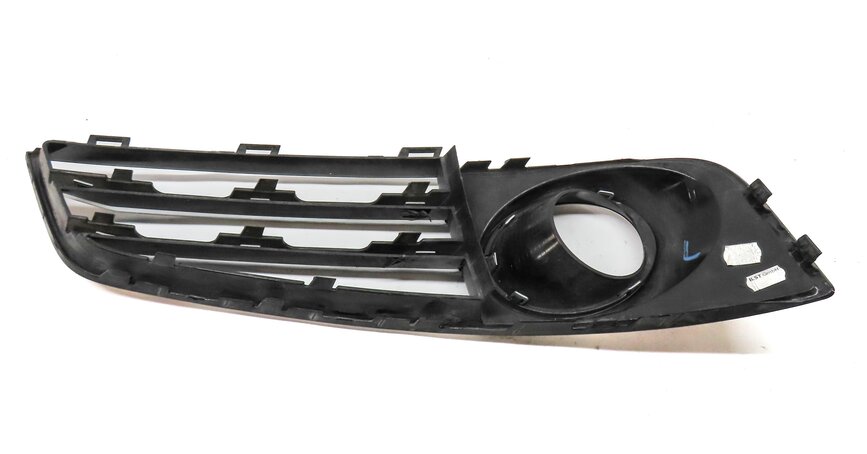 Thumbnail 5: 2011-2014 AUDI A8 (D4 4H) LEFT FRONT DRIVER LOWER BUMPER FOGLIGHT GRILLE TRIM
