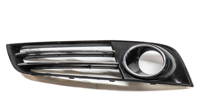 Thumbnail 2: 11-14 AUDI A8 (D4 4H) RIGHT FRONT PASSENGER LOWER BUMPER FOGLIGHT GRILLE TRIM