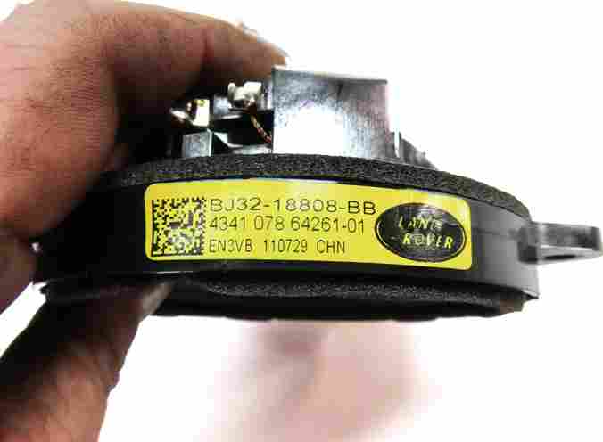 Thumbnail 12: 2012 RANGE ROVER EVOQUE (L538) RADIO STEREO SUB SUBWOOFER TWEETER SPEAKER SET