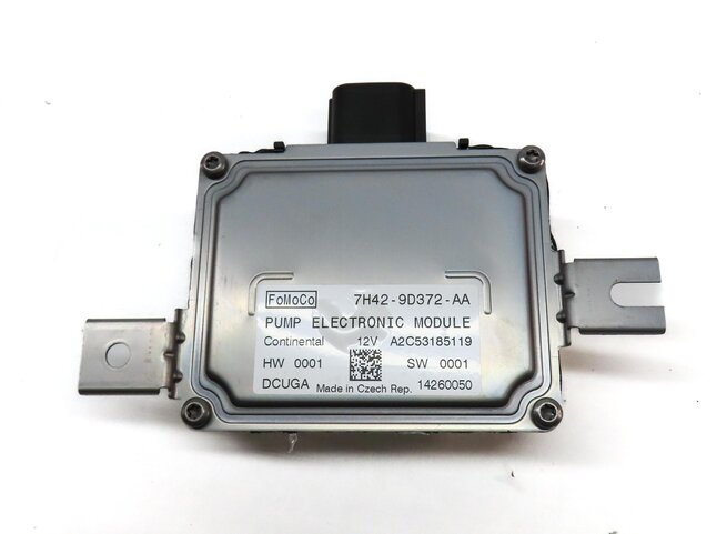 Thumbnail 4: 2010-2015 LR2 LR4 EVOQUE RANGE ROVER SPORT (L320 L538) FUEL PUMP CONTROL MODULE
