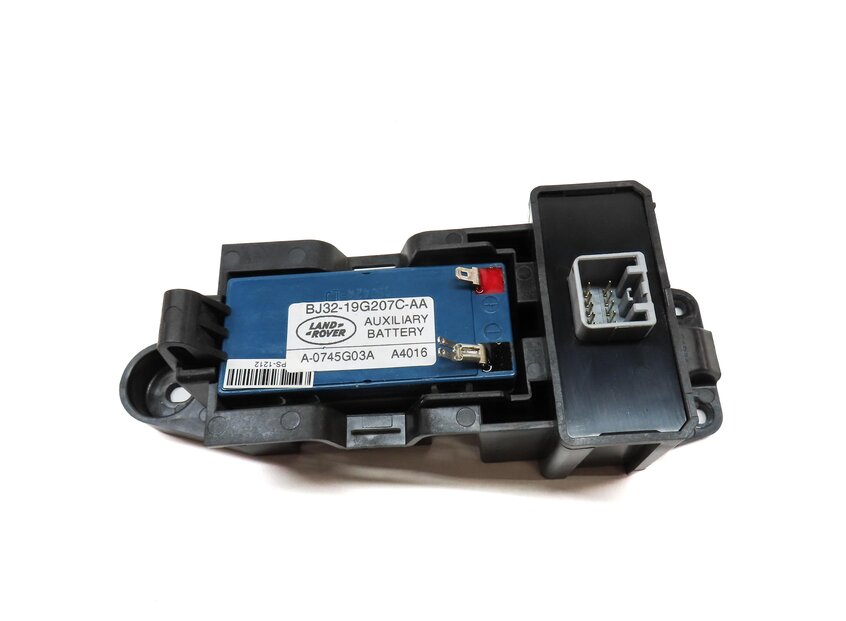 Thumbnail 2: 2012 RANGE ROVER EVOQUE (L538) AUX AUXILIARY BATTERY w/ MODULE BRACKET