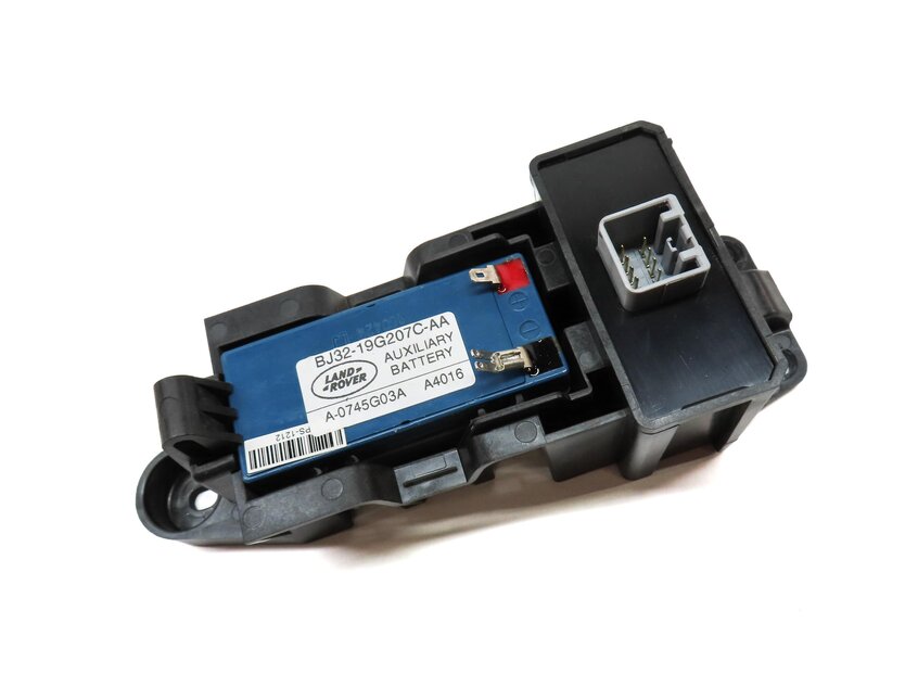 Thumbnail 3: 2012 RANGE ROVER EVOQUE (L538) AUX AUXILIARY BATTERY w/ MODULE BRACKET
