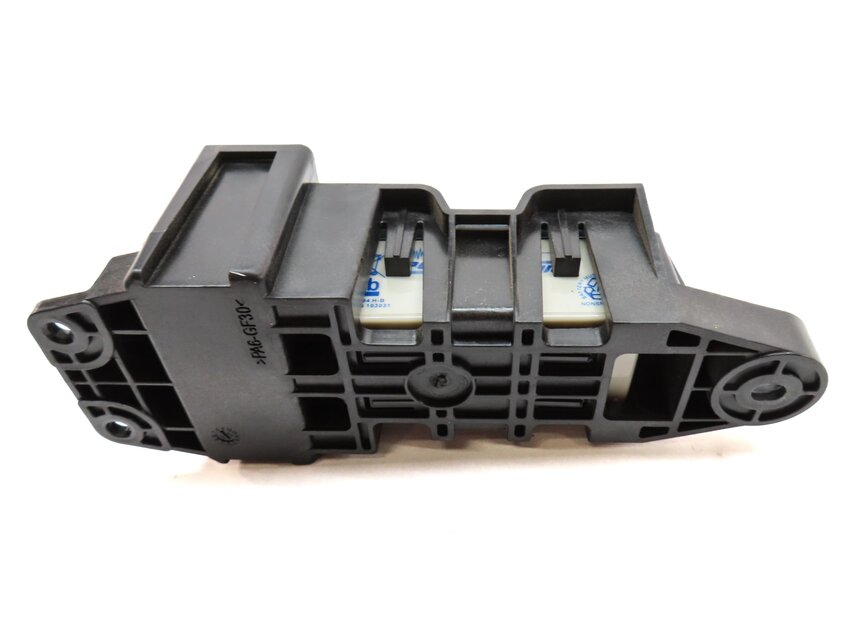 Thumbnail 4: 2012 RANGE ROVER EVOQUE (L538) AUX AUXILIARY BATTERY w/ MODULE BRACKET