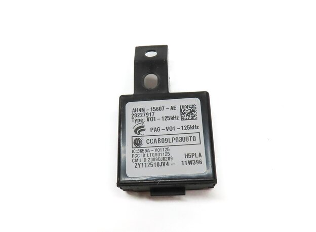 Thumbnail 8: 2012 RANGE ROVER EVOQUE L538 2.0L ENGINE ECM ECM BCM IMMOBILIZER MODULE KEY SET