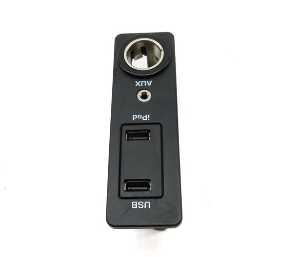Thumbnail 4: 2012 RANGE ROVER EVOQUE (L538) AUX AUXILIARY AUDIO USB iPOD INTERFACE PLUG 12v