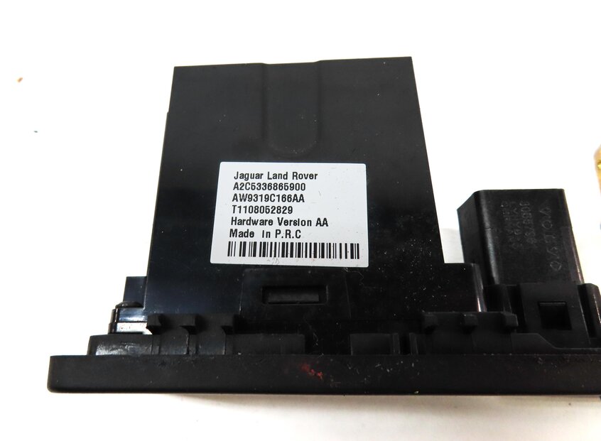 Thumbnail 6: 2012 RANGE ROVER EVOQUE (L538) AUX AUXILIARY AUDIO USB iPOD INTERFACE PLUG 12v