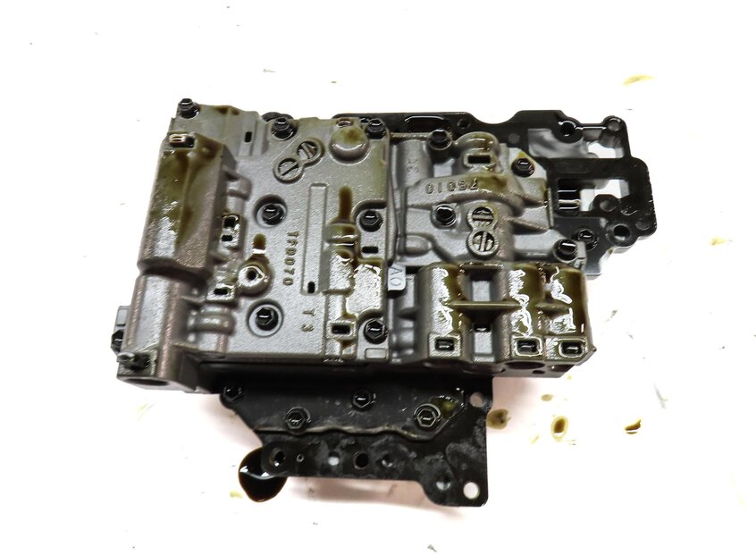 Thumbnail 7: 2012-2015 LAND ROVER LR2 RANGE ROVER EVOQUE (L538) AUTO TRANSMISSION VALVE BODY