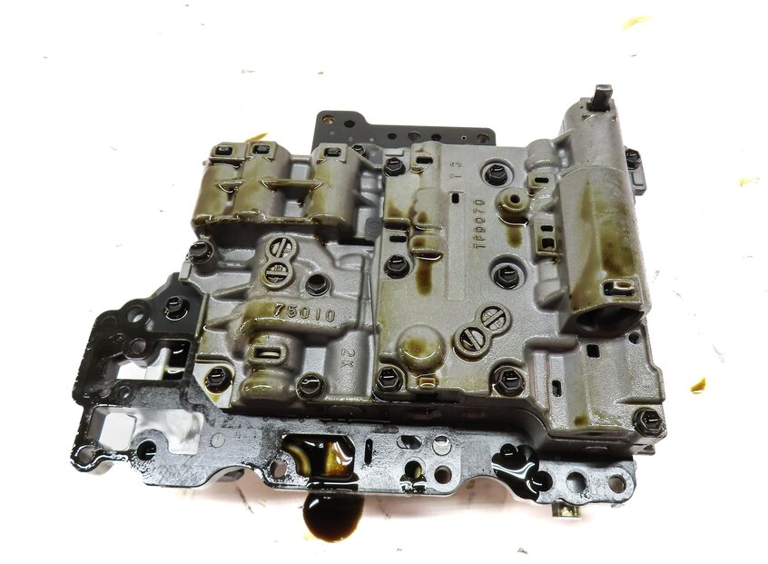 Thumbnail 8: 2012-2015 LAND ROVER LR2 RANGE ROVER EVOQUE (L538) AUTO TRANSMISSION VALVE BODY