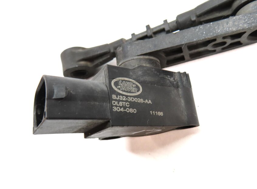 Thumbnail 6: 2012 RANGE ROVER EVOQUE (L538) FRONT LEFT DRIVER SUSPENSION HEIGHT LEVEL SENSOR