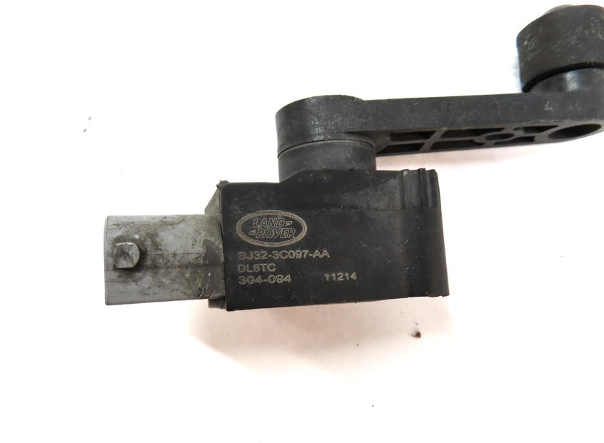 Thumbnail 6: 2012 RANGE ROVER EVOQUE (L538) FRONT RIGHT SUSPENSION HEIGHT LEVEL SENSOR