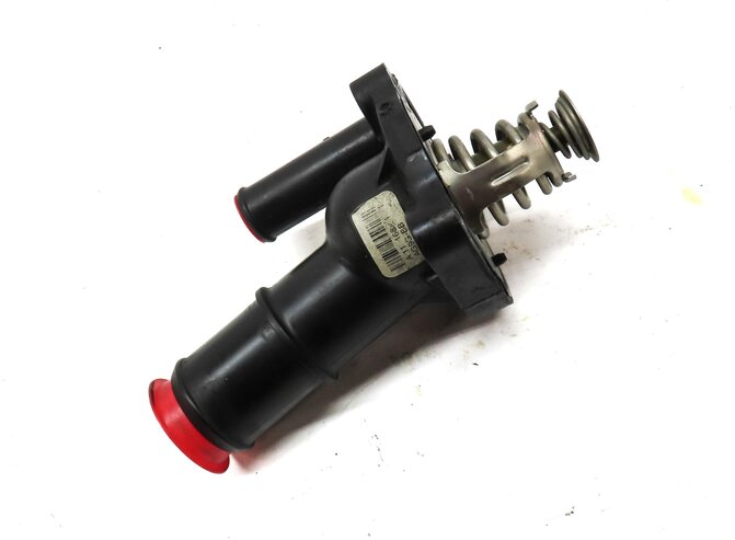 Thumbnail 3: 2012 RANGE ROVER EVOQUE (L538) 2.0L TURBO ENGINE THERMOSTAT HOUSING
