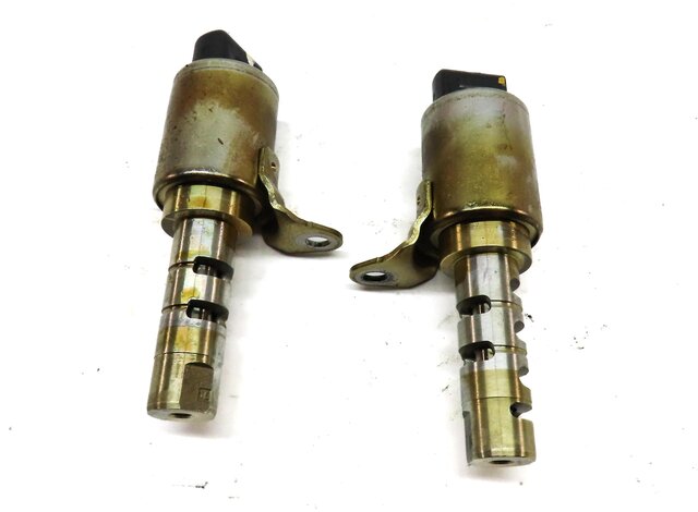 Thumbnail 4: 2012 RANGE ROVER EVOQUE L538 2.0L ENGINE VVT VARIABLE VALVE TIMING SOLENOID SET