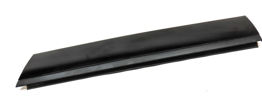 Thumbnail 3: 2012 RANGE ROVER EVOQUE (L538) FRONT RIGHT DOOR MOULDING RUNNER TRIM BLACK