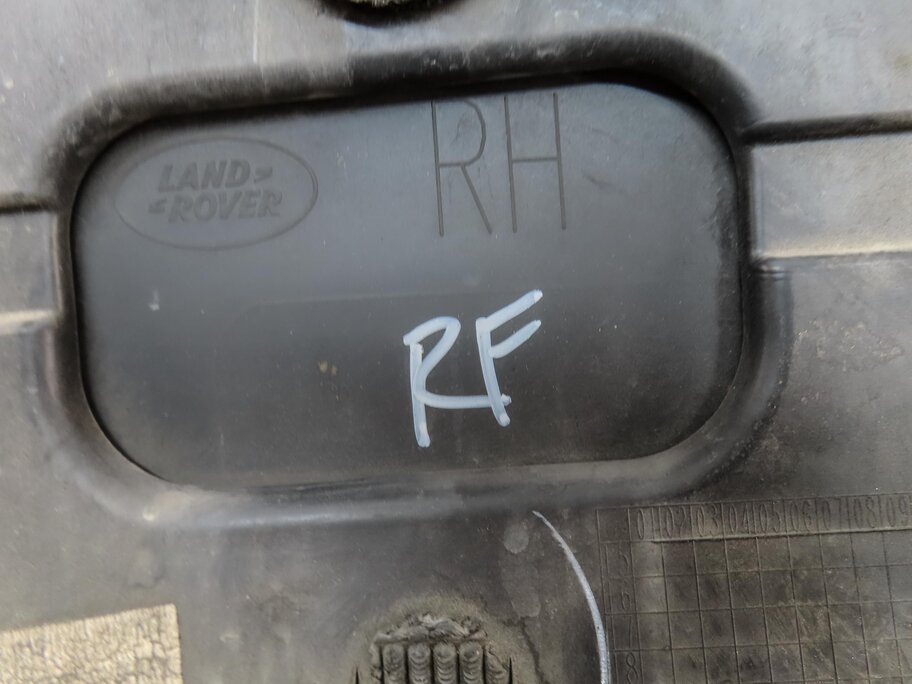 Thumbnail 7: 2012 RANGE ROVER EVOQUE (L538) FRONT RIGHT DOOR MOULDING RUNNER TRIM BLACK