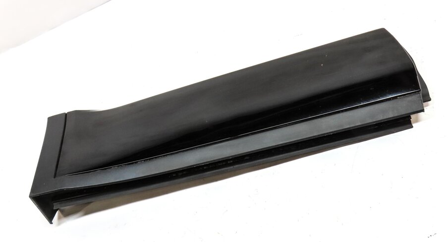 Thumbnail 3: 2012 RANGE ROVER EVOQUE (L538) REAR RIGHT DOOR MOULDING RUNNER TRIM (BLACK)