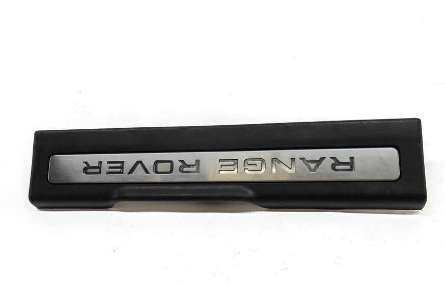 Thumbnail 4: 2012 RANGE ROVER EVOQUE (L538) FRONT LEFT DRIVER LIGHTED DOOR SILL SCUFF TRIM