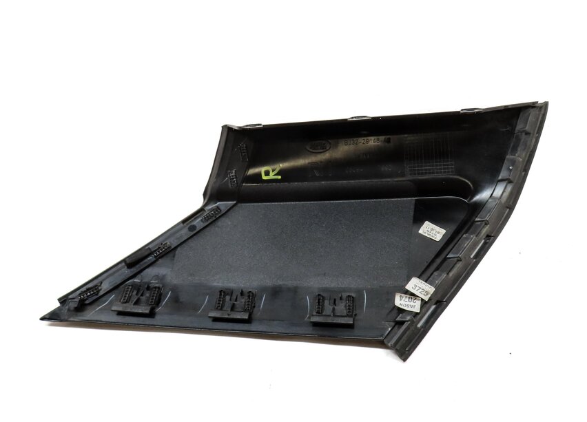 Thumbnail 5: 2012 RANGE ROVER EVOQUE (L538) REAR RIGHT PASSENGER QUARTER PANEL WINDOW TRIM