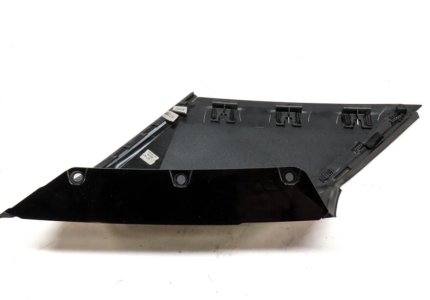 Thumbnail 6: 2012 RANGE ROVER EVOQUE (L538) REAR RIGHT PASSENGER QUARTER PANEL WINDOW TRIM