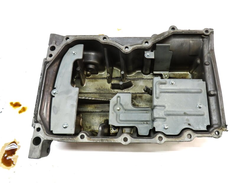Thumbnail 6: 2012-2017 DISCOVERY SPORT LR2 RANGE ROVER EVOQUE (L538 L550) 2.0L ENGINE OIL PAN