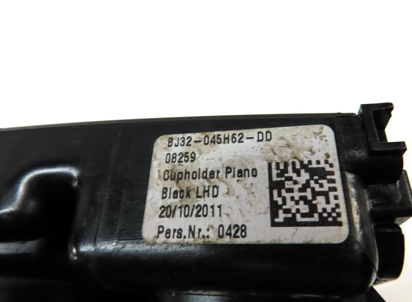 Thumbnail 6: 2012 RANGE ROVER EVOQUE (L538) FRONT CENTER CONSOLE CUP HOLDER w/ 12v SOCKET