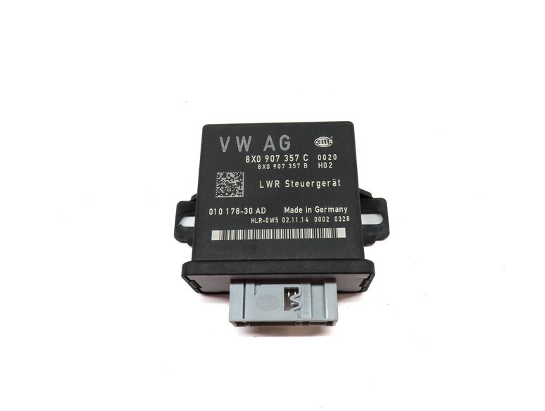 Thumbnail 2: 2015 AUDI Q3 (8U) HEADLIGHT HEAD LIGHT LAMP RANGE CONTROL MODULE 8X0907357C