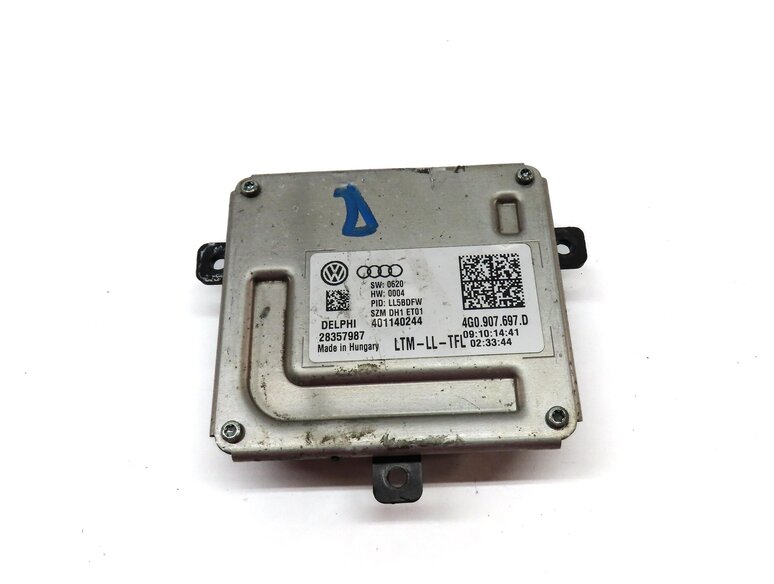 Thumbnail 2: 2015 AUDI Q3 (8U) FRONT RIGHT PASSENGER HEADLIGHT HEAD LIGHT LAMP LED MODULE