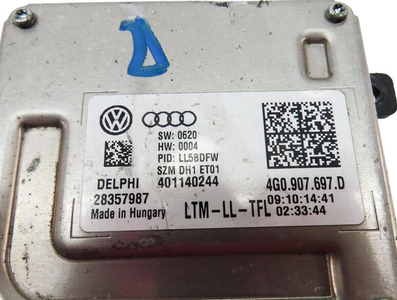 Thumbnail 4: 2015 AUDI Q3 (8U) FRONT RIGHT PASSENGER HEADLIGHT HEAD LIGHT LAMP LED MODULE