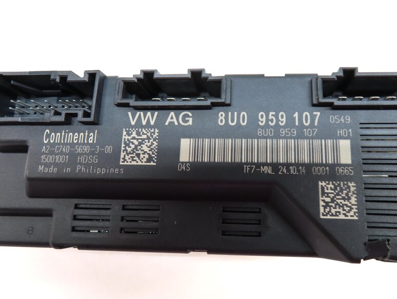Thumbnail 4: 2015-2017 AUDI Q3 (8U) HATCH GATE DOOR TRUNK LIFT LIFTGATE CONTROL MODULE