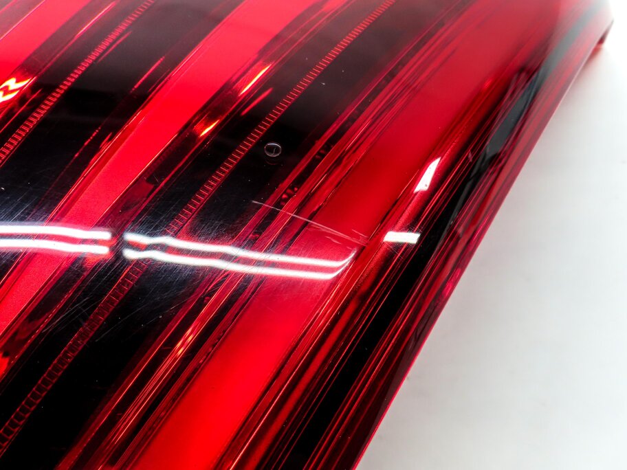Thumbnail 7: 2015 AUDI Q3 (8U) REAR LEFT DRIVER TRUNK HATCH LED TAILLIGHT BRAKE LIGHT LAMP