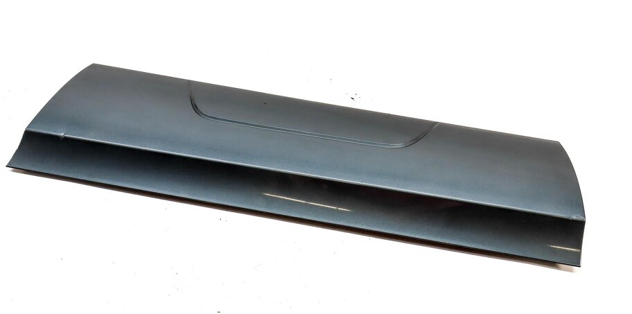 2015 AUDI Q3 (8U) REAR LEFT LOWER DOOR MOULDING TRIM PANEL (MONSOON GREY)