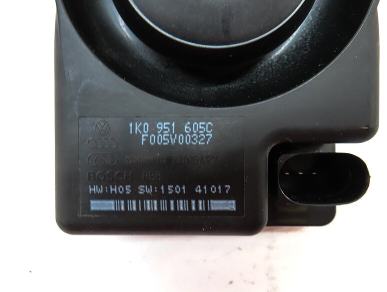 Thumbnail 4: 2015 AUDI Q3 (8U) ANTI-THEFT ALARM HORN SIREN 1K0951605C