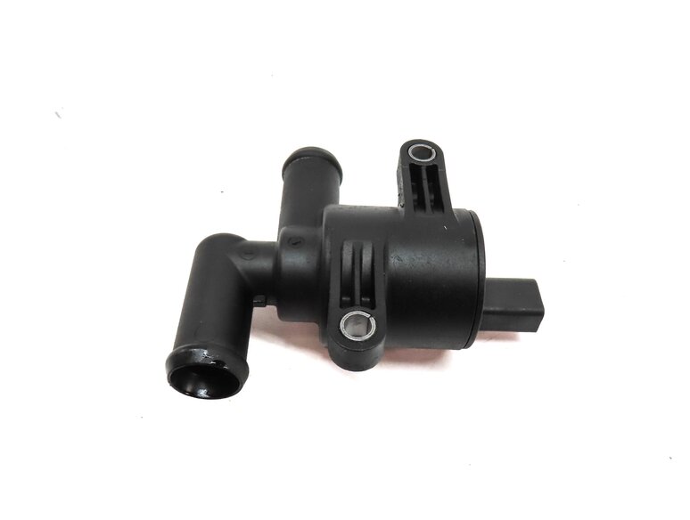 Thumbnail 5: 2015 AUDI Q3 (8U) 2.0L TURBO CCTA ENGINE HEATER CONTROL VALVE 4H0121671D