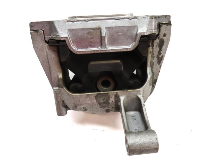 Thumbnail 4: 2015 AUDI Q3 (8U) 2.0L TURBO CCTA RIGHT ENGINE MOTOR MOUNT 5N0199262K