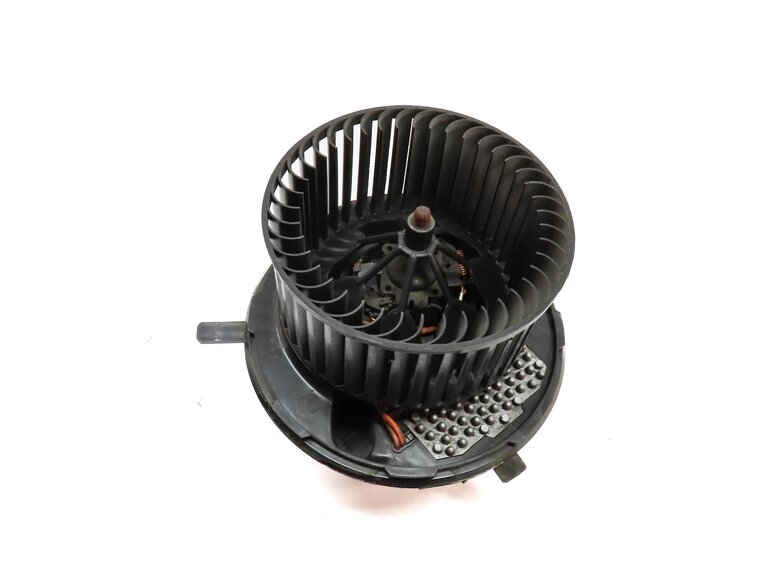 2015-2018 VW CC EOS TIGUAN / AUDI Q3 (8U) FRONT HEATER A/C BLOWER FAN MOTOR
