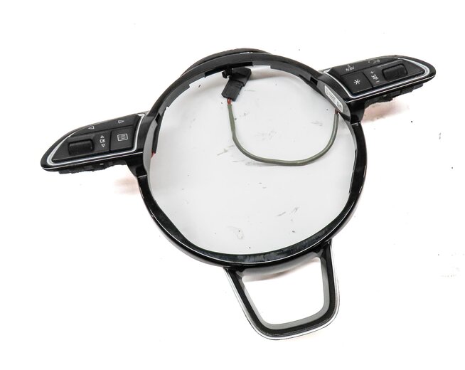 Thumbnail 3: 2015 AUDI Q3 (8U) STEERING WHEEL TRIM w/ LEFT & RIGHT SWITCH BUTTON SET 2