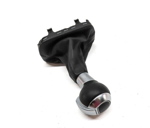 2015 AUDI Q3 8U AUTO AUTOMATIC SHIFTER KNOB HANDLE & SHIFT BOOT (BLACK & SILVER)