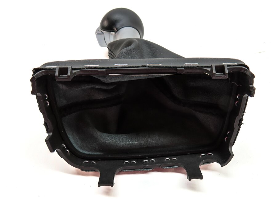 Thumbnail 7: 2015 AUDI Q3 8U AUTO AUTOMATIC SHIFTER KNOB HANDLE & SHIFT BOOT (BLACK & SILVER)